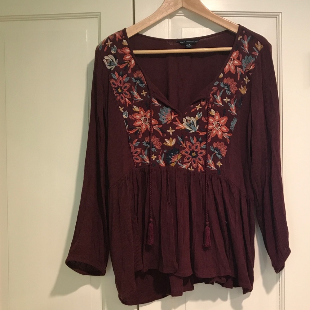 Maroon American Eagle long sleeve